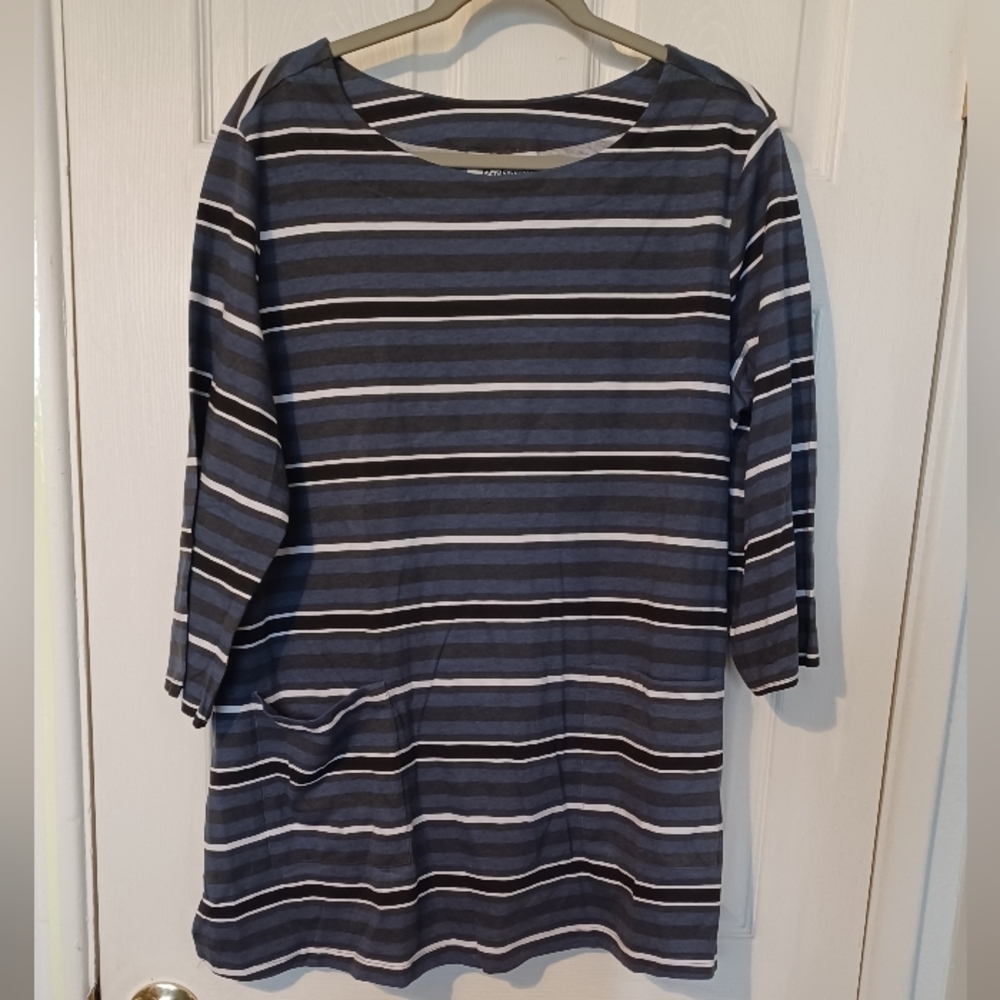 💰Anthony Richards Tunic Top